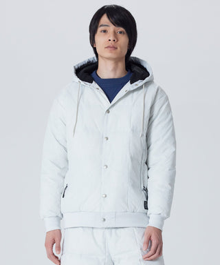 オートミール／モデル身長 178cm／着用サイズ L