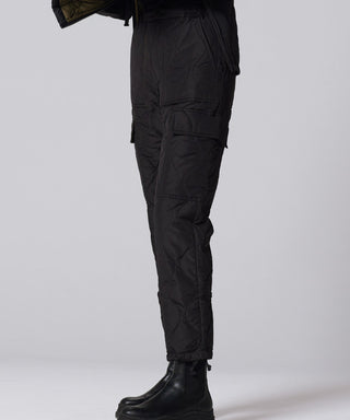 ブラック／モデル身長 170cm／着用サイズ M