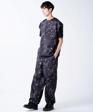 ダークツリー／モデル身長 178cm／着用サイズ L