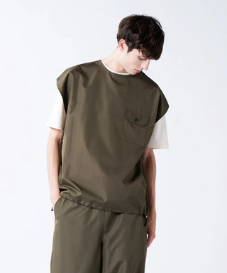 ダークオリーブ／モデル身長 178cm／着用サイズ L