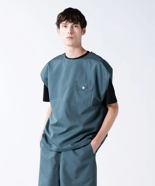 ダークグリーン／モデル身長 178cm／着用サイズ L