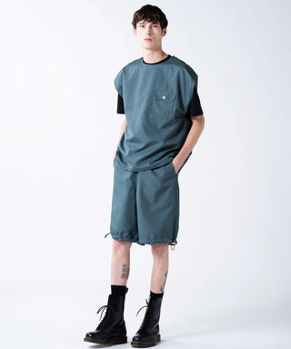 ダークグリーン／モデル身長 178cm／着用サイズ L