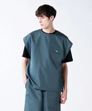 ダークグリーン／モデル身長 178cm／着用サイズ L