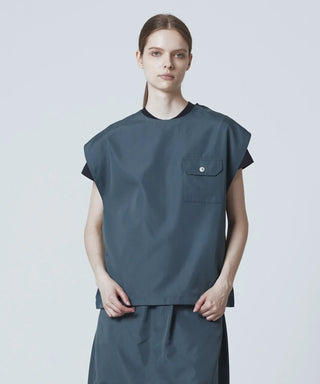 ダークグリーン／モデル身長 170cm／着用サイズ XS