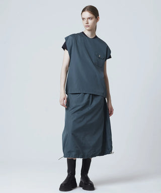 ダークグリーン／モデル身長 170cm／着用サイズ XS