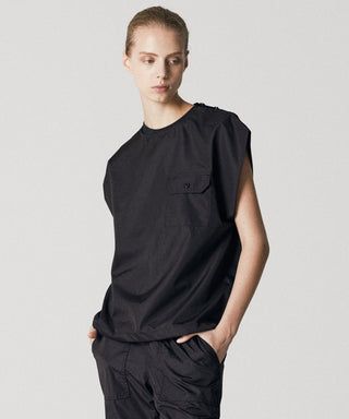 ブラック／モデル身長 172cm／着用サイズ XS