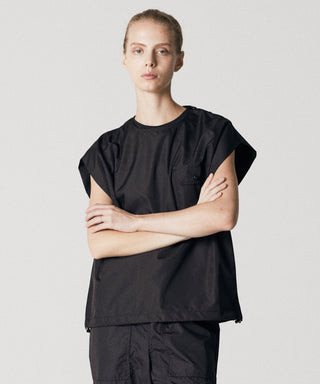 ブラック／モデル身長 172cm／着用サイズ XS