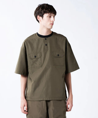 ダークオリーブ／モデル身長 178cm／着用サイズ L