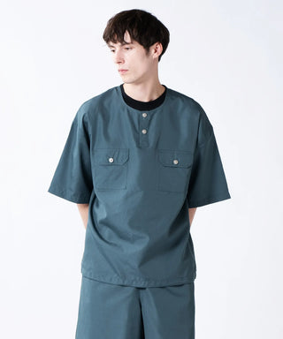 ダークグリーン／モデル身長 178cm／着用サイズ L