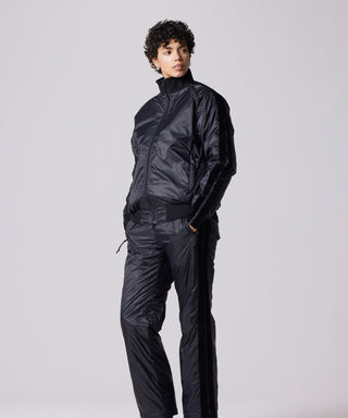ブラック(ブラック)（表側）セットアップ／モデル身長 172cm／着用サイズ XS＊パンツ別売り（TAION-PT13JS）