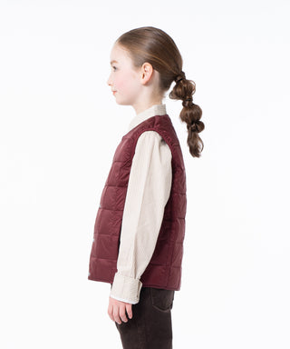 バーガンディ／モデル身長 135cm／着用サイズ 140