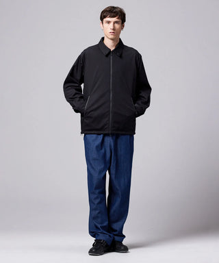 インディゴデニム／モデル身長 178cm／着用サイズ L