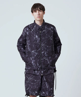 ダークツリー（表側）／モデル身長 178cm／着用サイズ L