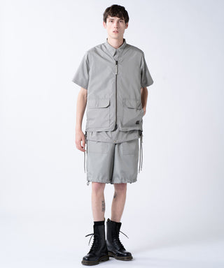 ダークセージグリーン（表側）／モデル身長 178cm／着用サイズ L