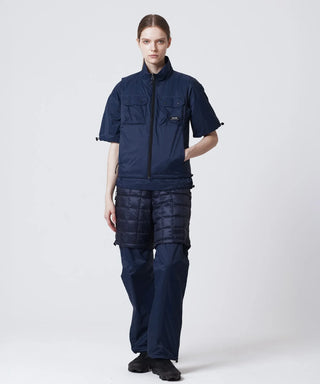 ダークネイビー×ブラック（表側）／モデル身長 170cm／着用サイズ XS