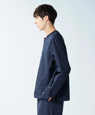 ダークネイビー（表側）／モデル身長 178cm／着用サイズ L