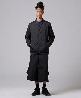 ブラック／モデル身長 181cm／着用サイズ L