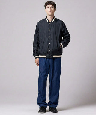 ダークネイビー／モデル身長 178cm／着用サイズ L