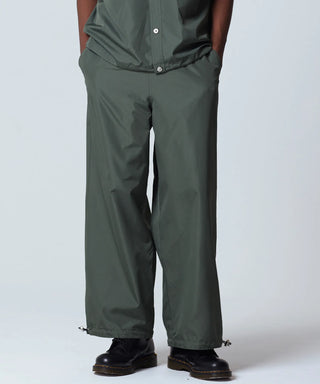 ダークツリー（裏側）／モデル身長 182cm／着用サイズ L