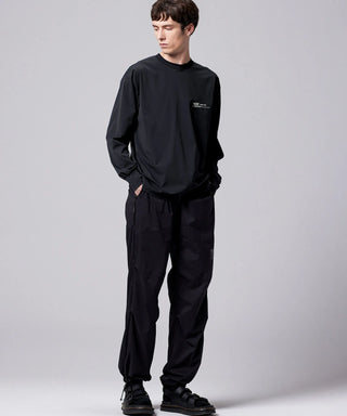 ブラック／モデル身長 178cm／着用サイズ L