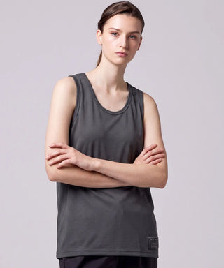 ダークチャコール／モデル身長 169cm／着用サイズ XS