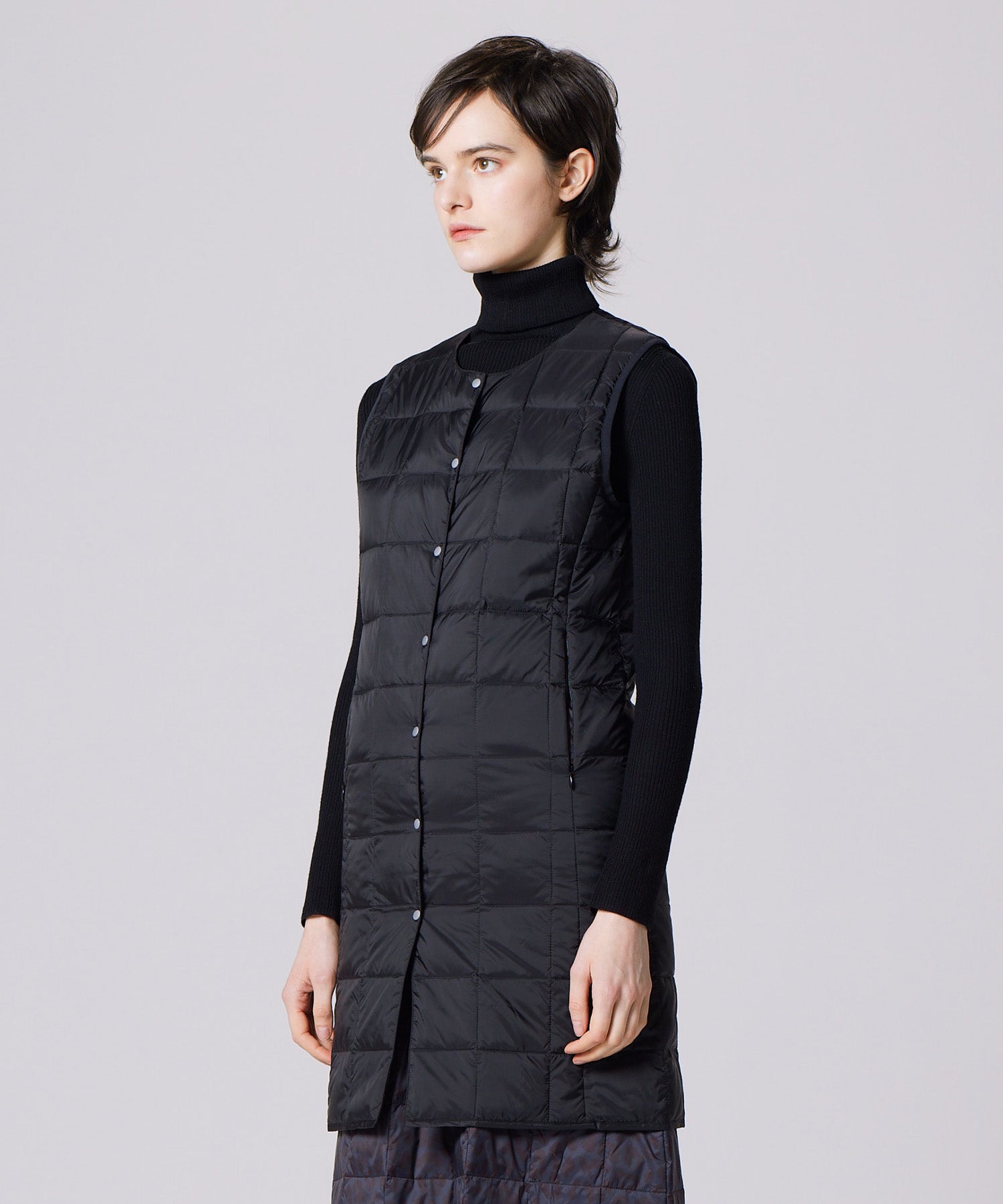 【美品】OOF WEAR ロングダウンベスト SORONA®素材使用 XL 黒 ベーシック Vネック ロングダウンベスト – TAIONインナーダウン