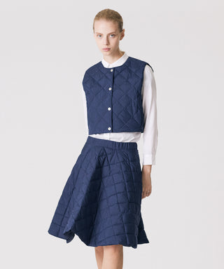 ネイビー／モデル身長 168cm／着用サイズ L