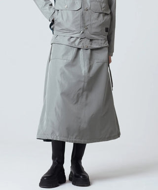 ダークセージグリーン（表側）／モデル身長 170cm／着用サイズ L