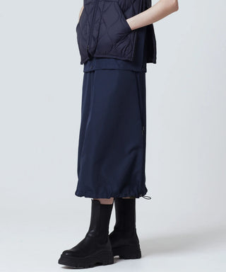 ダークネイビー（表側）／モデル身長 170cm／着用サイズ L