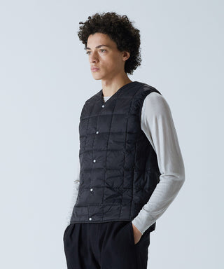 ブラック／モデル身長 180cm／着用サイズ L