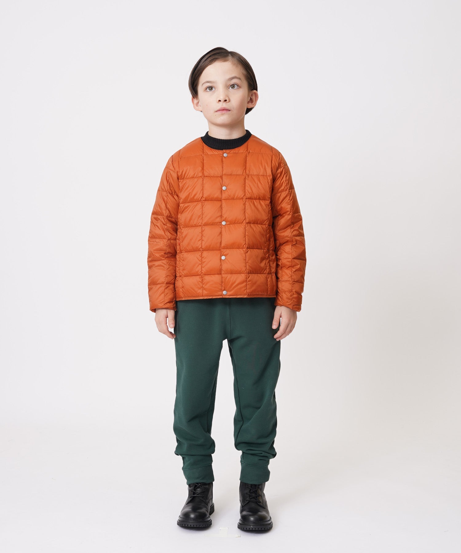 KIDS】ベーシック クルーネックボタン インナーダウンジャケット